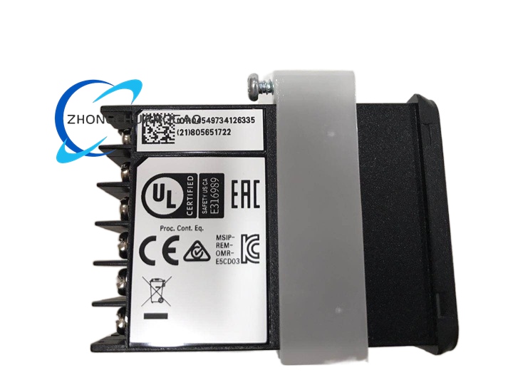 Omron E5CD-RX2ADM-802